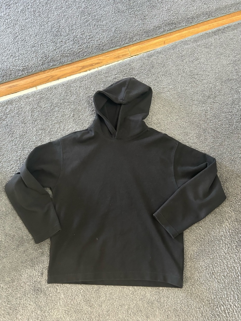 Zara Men's Black Crewneck Hoodie